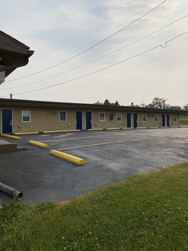 Exterior & Views 5, Dunmore Inn, Lackawanna
