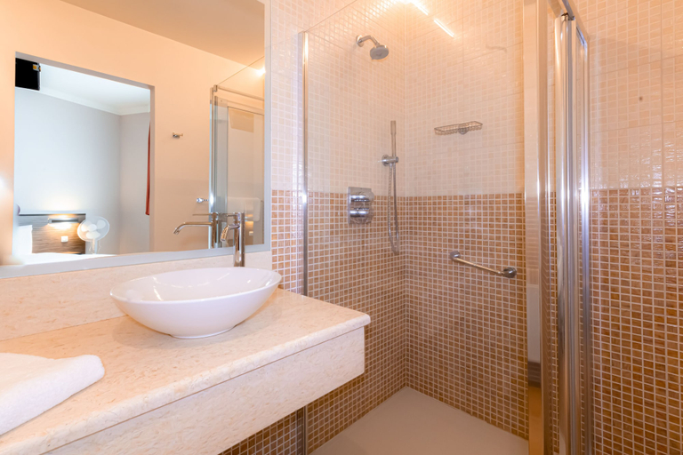 Bathroom 4, Hotel Taormina Brussels Airport, Vlaams Brabant