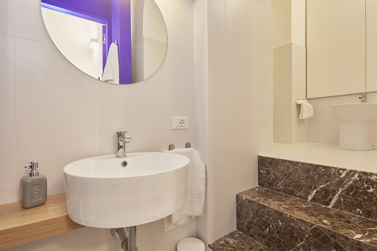 Bathroom 4, B&B Del Corso, Trapani