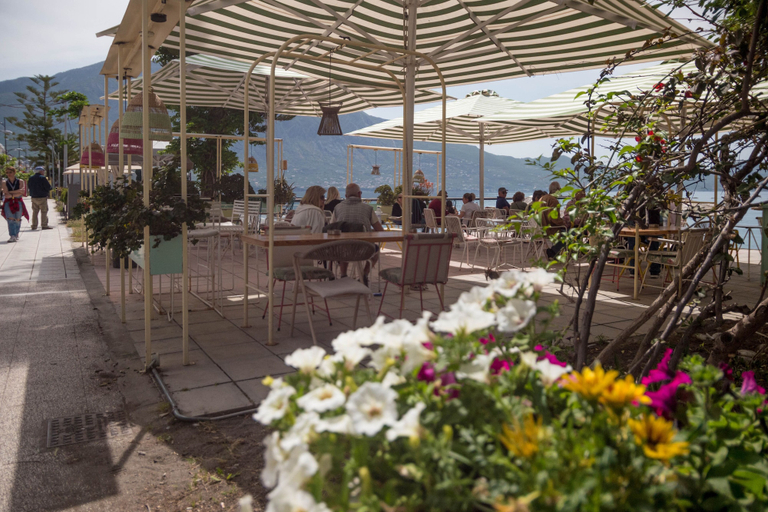 Food & Drinks, Seafront Apartment Grace, Peloponnese