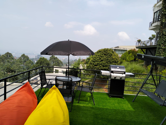 Others 5, Double R Villa, Bandung