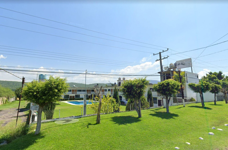 Others, Hotel Violet, Xochitepec