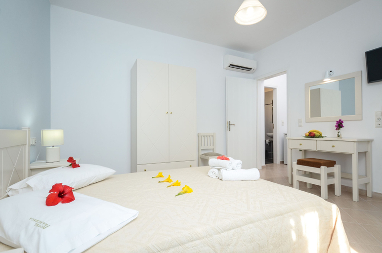 Bedroom 4, Hotel Francesca, South Aegean