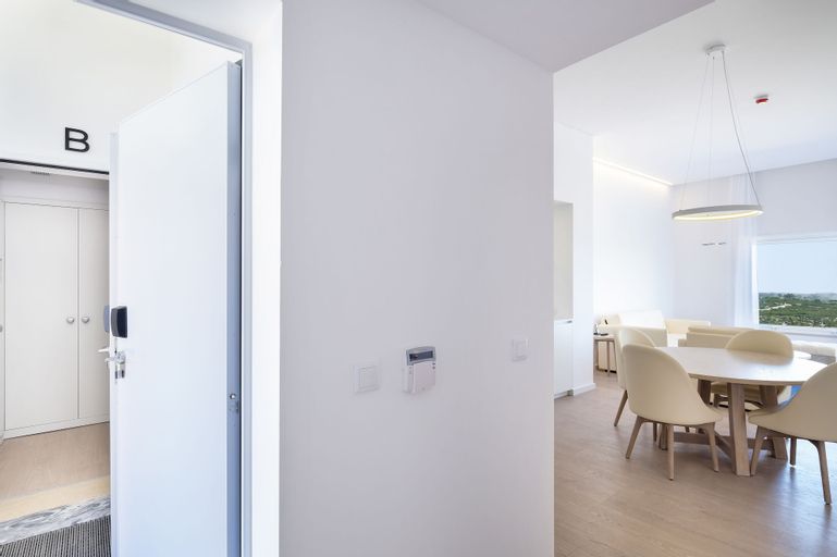 Dining Room 8