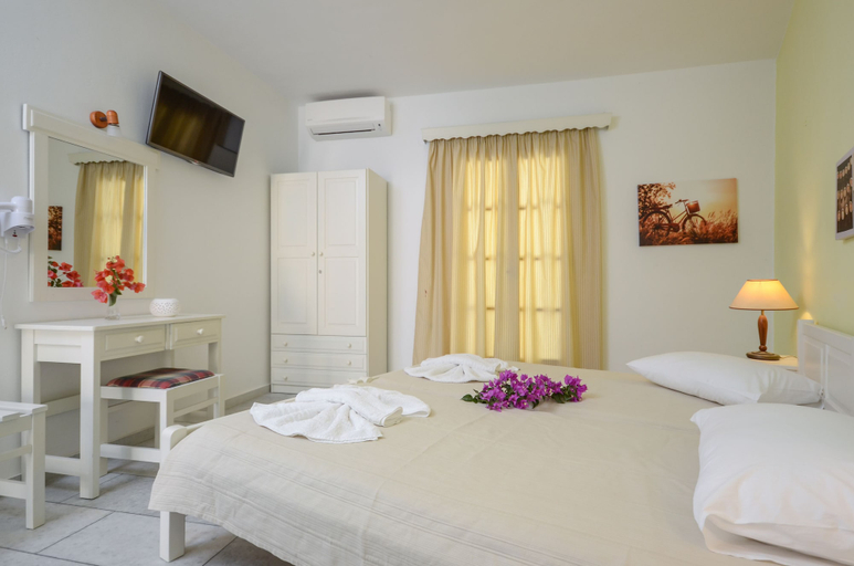 Bedroom 4, Hotel Francesca, South Aegean