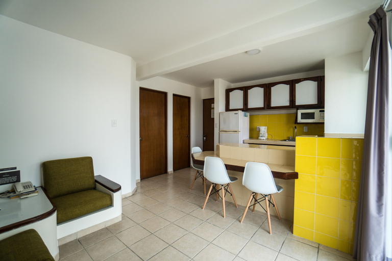 Others 5, Hotel Suites Regina, Boca del Río