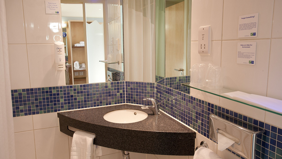 Bathroom 4, Holiday Inn Express SLOUGH by IHG, Slough