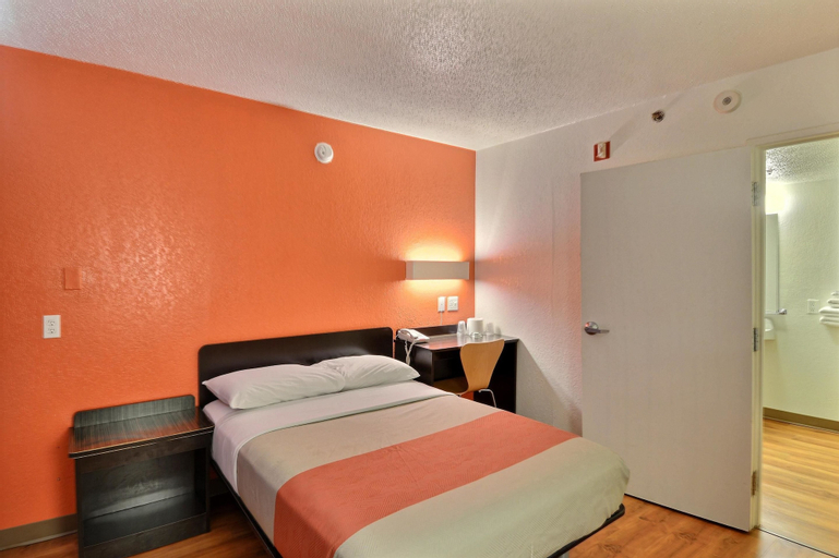 Bedroom 6