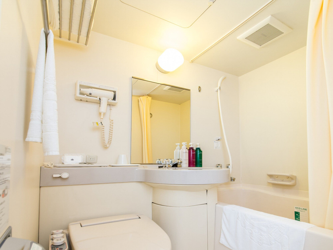 Bathroom 5, APA Hotel Fukui Katamachi, Fukui