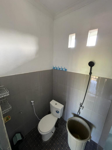 Bathroom 5, Homestay Platar Ombo, Pacitan