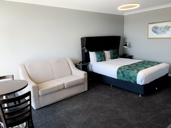 Bedroom 8