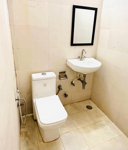 Bedroom 4, Hotel Green Arrow Rohini, West