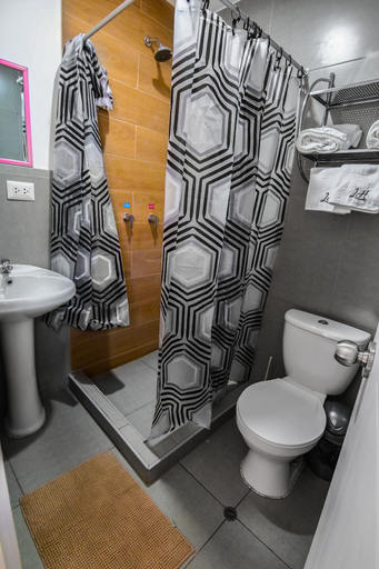 Bathroom 3, Casona Tordo, Cusco