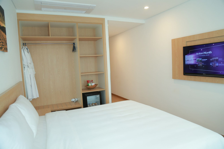 Bedroom 18