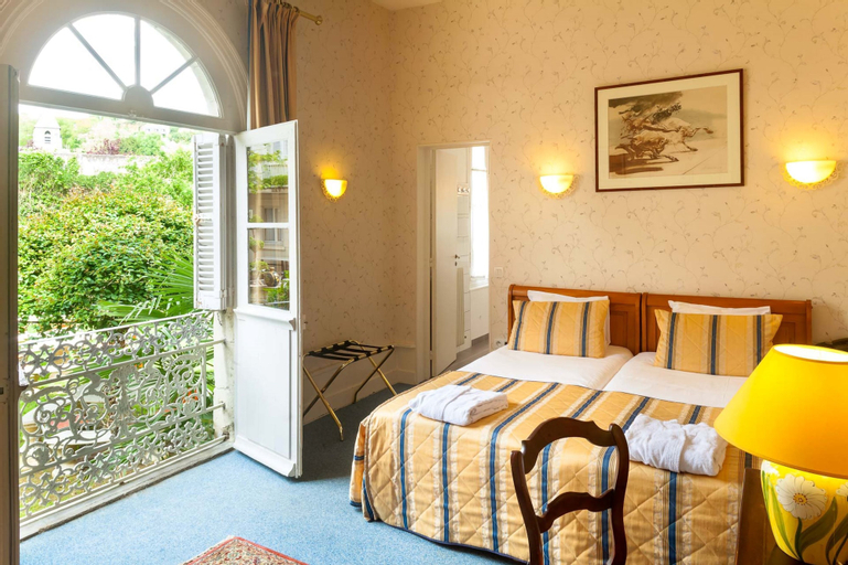 Bedroom 15