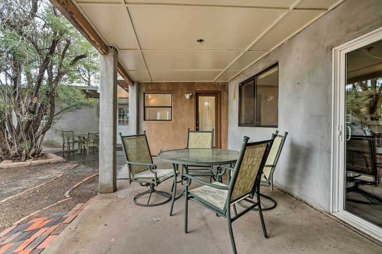 Others 5, Adobe Albuquerque Home ~ 5 Mi to Old Town!, Bernalillo