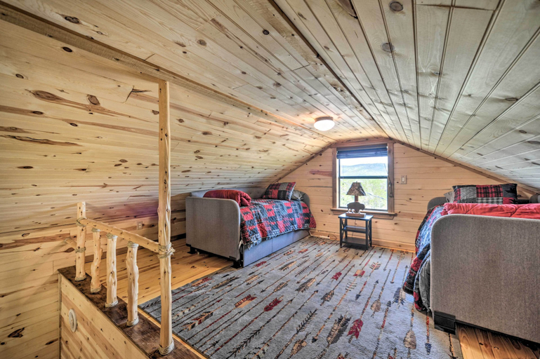 Bedroom 2, 2 Rustic Cabins w/ Porches on Remote Ranch!, Uvalde