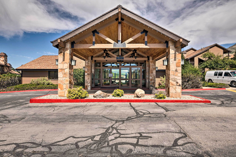 Exterior & Views 2, 'Altitude Adjustment' 6 Miles to Powder Mountain!, Weber