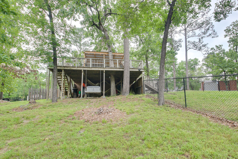 Exterior & Views 2, Lake Hamilton Cabin: Boating Getaway!, Garland