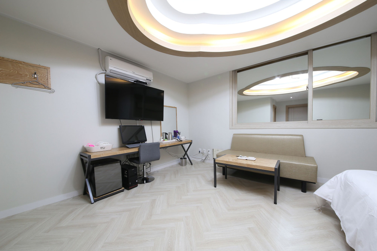 Bedroom 3, Eco Hotel, Muan