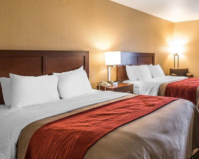 Bedroom 2, Quality Inn & Suites Bethany, Harrison