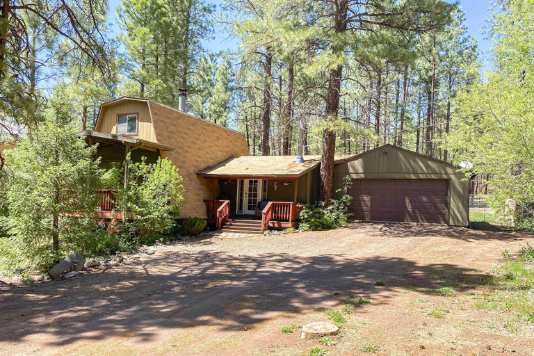 Exterior & Views 2, Near Hiking & Golfing: Munds Park Cabin w/ Deck!, Coconino