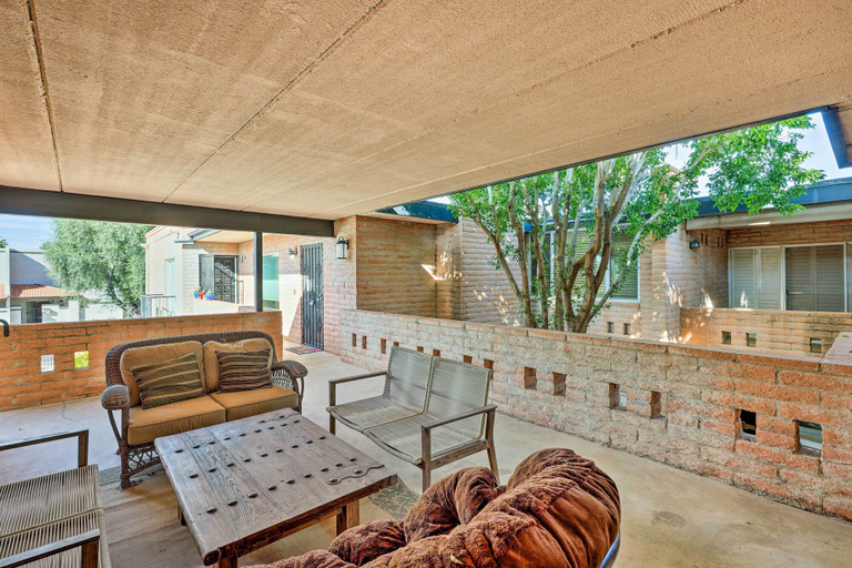 Others 5, Stunning Old Town Condo Pool and Sunset Views!, Maricopa