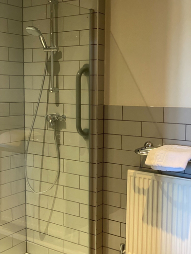 Bathroom 4, Burlton Inn, Shropshire