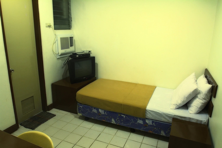 Bedroom 6