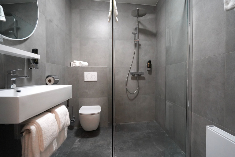 Bathroom 3, Zest Hotel Daalhemerweg, Valkenburg aan de Geul