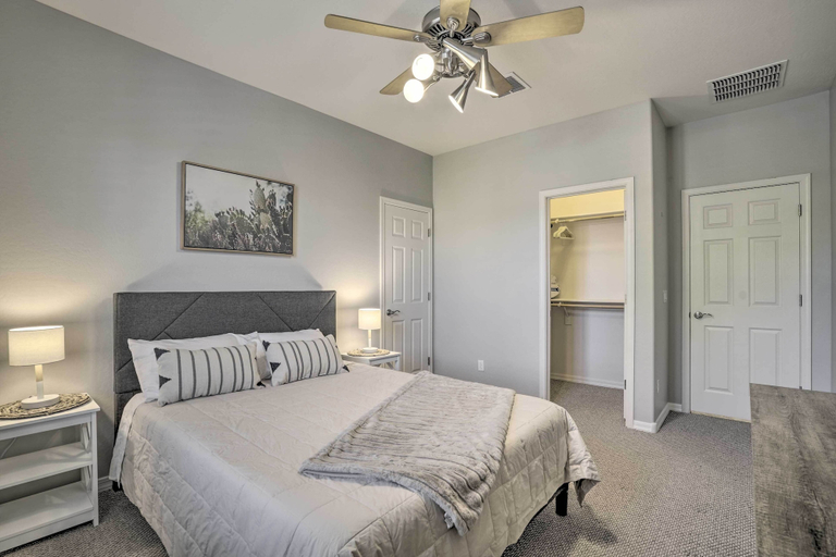 Others 4, Summer Specials! Snowbird Escape w/ Pool, Maricopa
