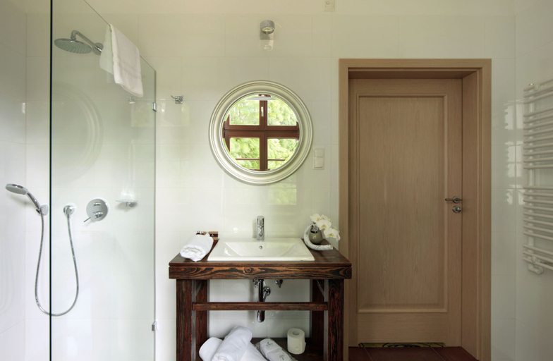 Bathroom 5, Hanza Pałac Wellness&SPA, Świecie