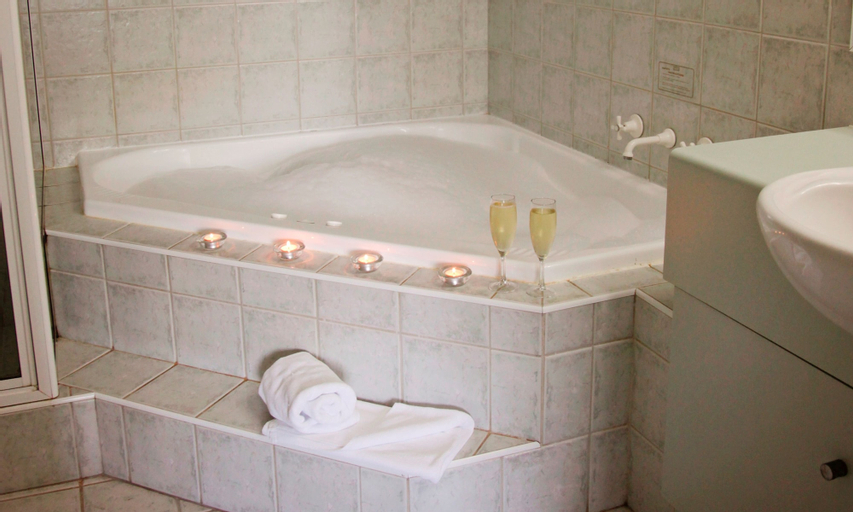 Bathroom 5