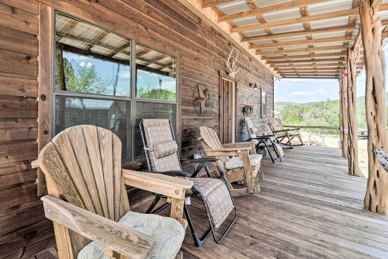 Others 4, 2 Rustic Cabins w/ Porches on Remote Ranch!, Uvalde