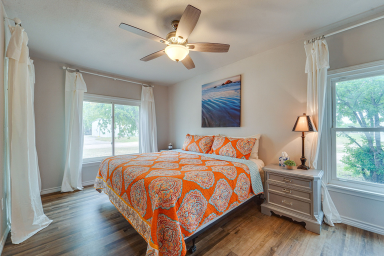 Others 3, Pet-friendly North Texas Home w/ Spacious Yard!, Haskell