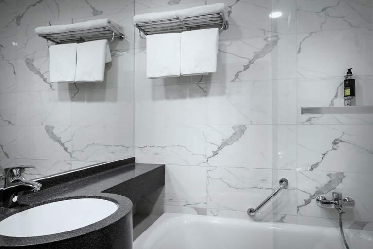 Bathroom 4, Astoria Hotel Prague, Praha 1