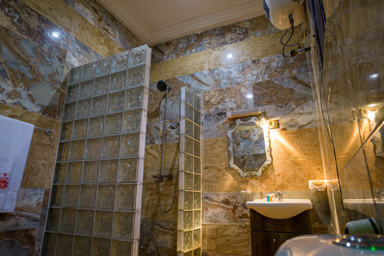 Bathroom 3, IBD International Hotels, Abeokuta South