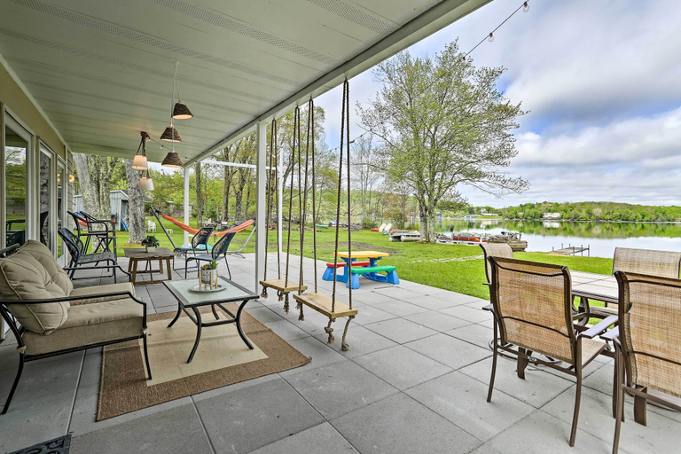 Others 1, Luxe Lakefront Family Cottage: Private Beach, Dock, Sullivan