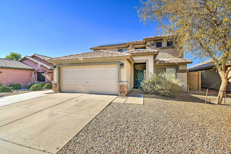 Exterior & Views, Bright Surprise Home with Pool, Near Spring Training, Maricopa