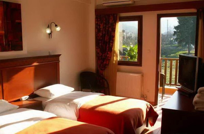 Bedroom 3, Olympia Guesthouse, Central Macedonia