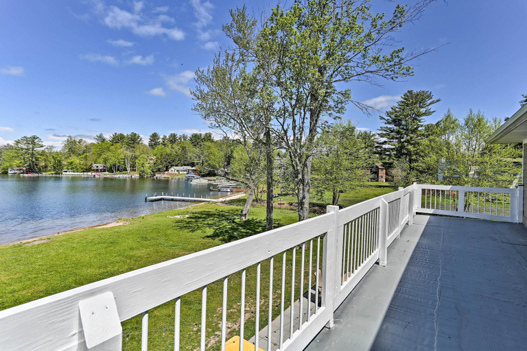 Others 4, Luxe Lakefront Family Cottage: Private Beach, Dock, Sullivan