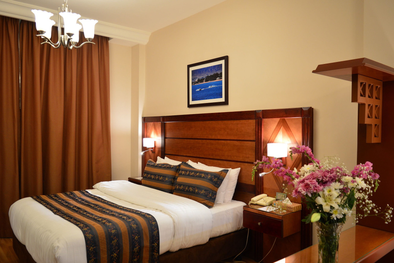 Bedroom 3, Comfort Hotel Suites, Amman