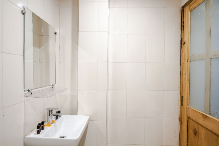Bathroom 4, Winterfell The Stay, Unique River Front Resort, Kullu