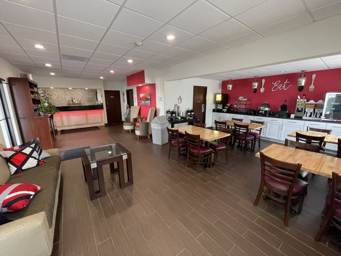 Food & Drinks 5, Ramada by Wyndham Effingham, Effingham
