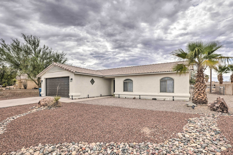 Exterior & Views 2, Dog-friendly Retreat w/ Fire Pit & RV Hookups, Mohave