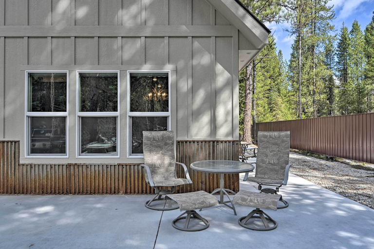Others 5, Riverside Cabin in Bitterroot National Forest!, Ravalli