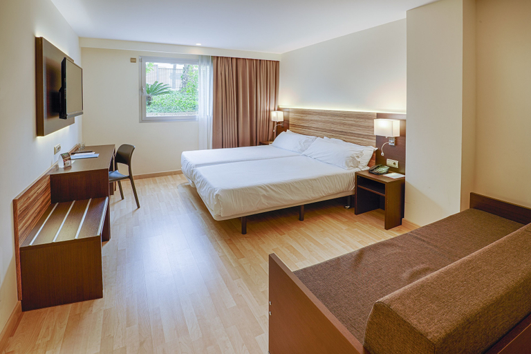 Bedroom 3, Hotel Port Elche, Alicante