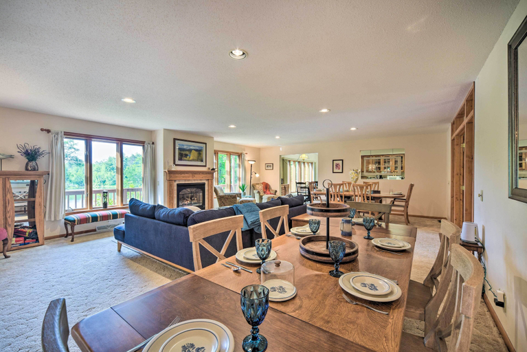 Others 1, Lakeside Spooner Home w/ Game Room & Views!, Washburn