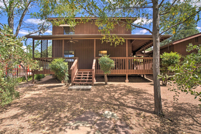 Pet-Friendly Payson Cabin 2 Mi to Hikes and Views, Gila