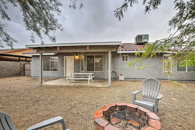Others 3, Yuma Retreat with Fire Pit in a Golf Course Mecca!, Yuma